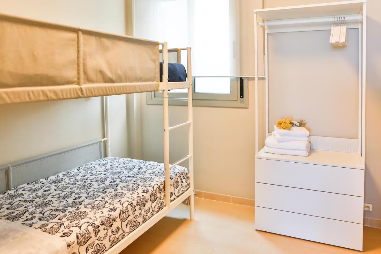 Apartaments Les Palmeres קמארוגה מראה חיצוני תמונה