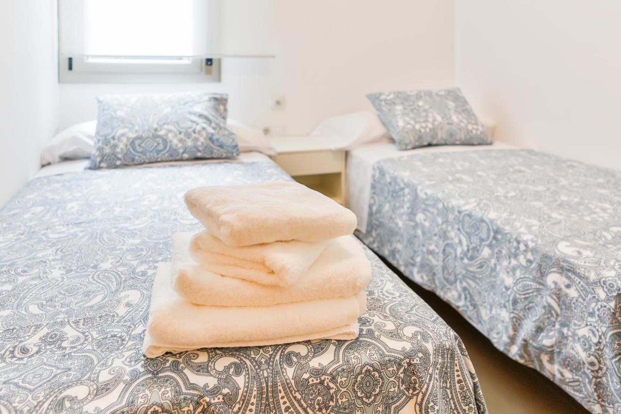 Apartaments Les Palmeres קמארוגה מראה חיצוני תמונה