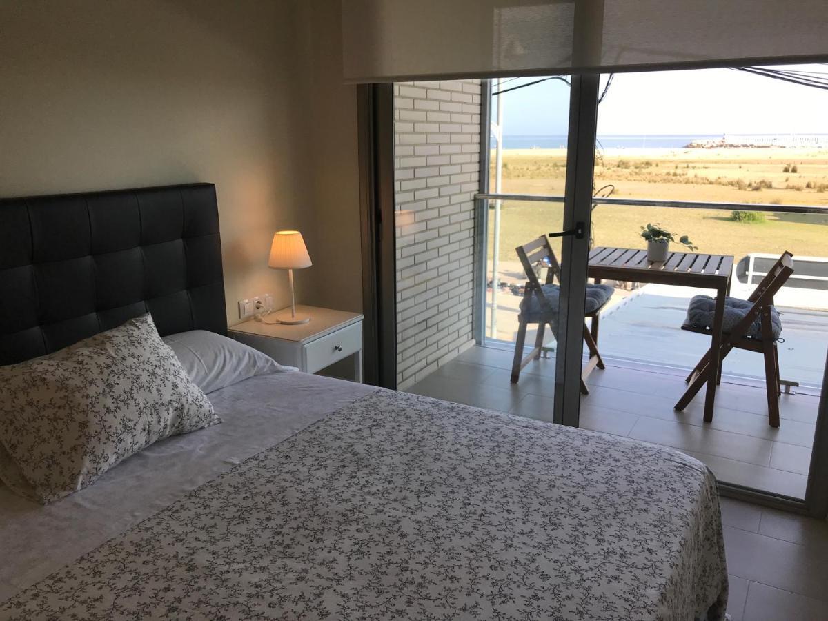 Apartaments Les Palmeres קמארוגה מראה חיצוני תמונה