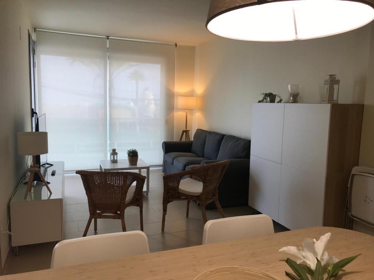 Apartaments Les Palmeres קמארוגה מראה חיצוני תמונה